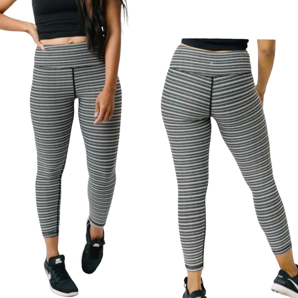Zyia | Aztec Adrenaline Black White Striped Workout Leggings Size 12